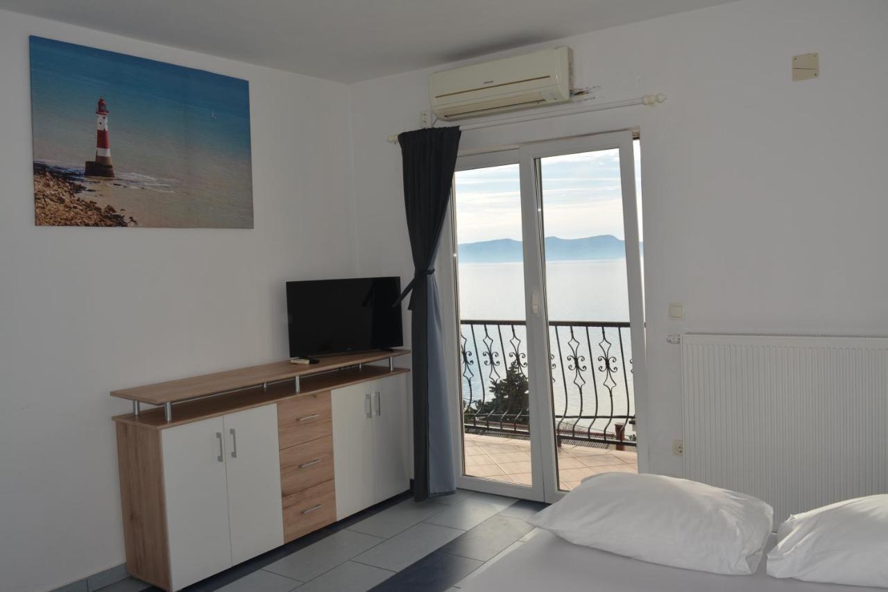 Apartments & Room Madi Senj  Bagian luar foto