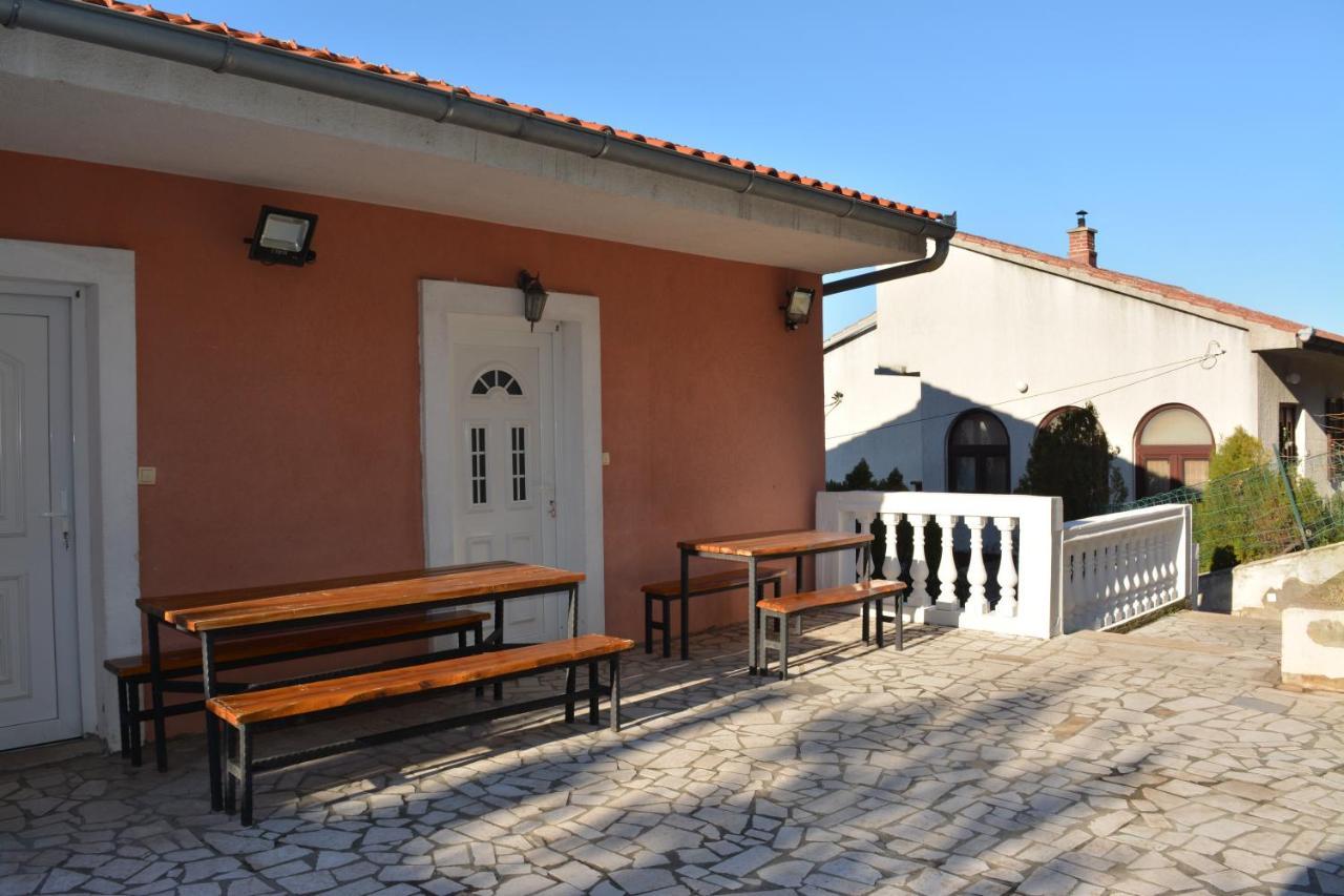 Apartments & Room Madi Senj  Bagian luar foto