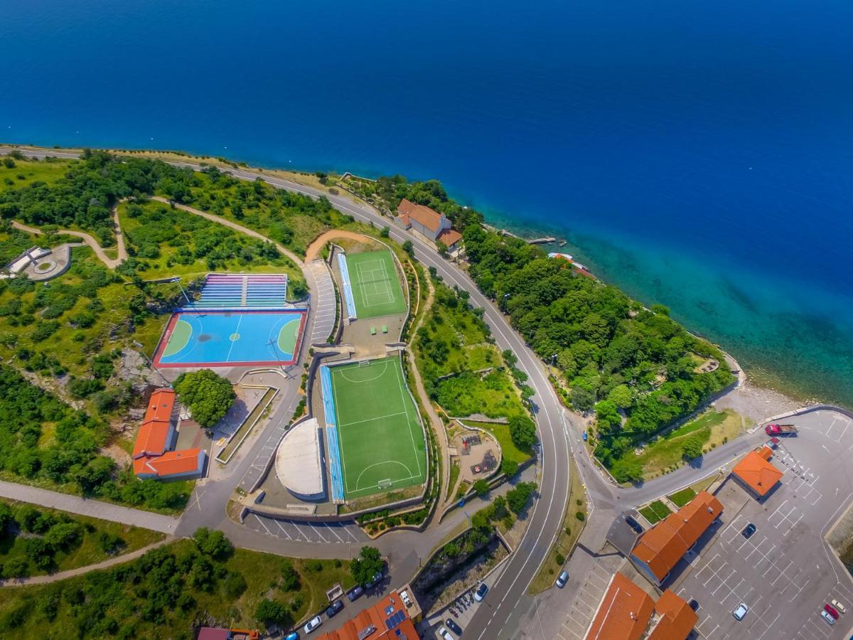 Apartments & Room Madi Senj  Bagian luar foto