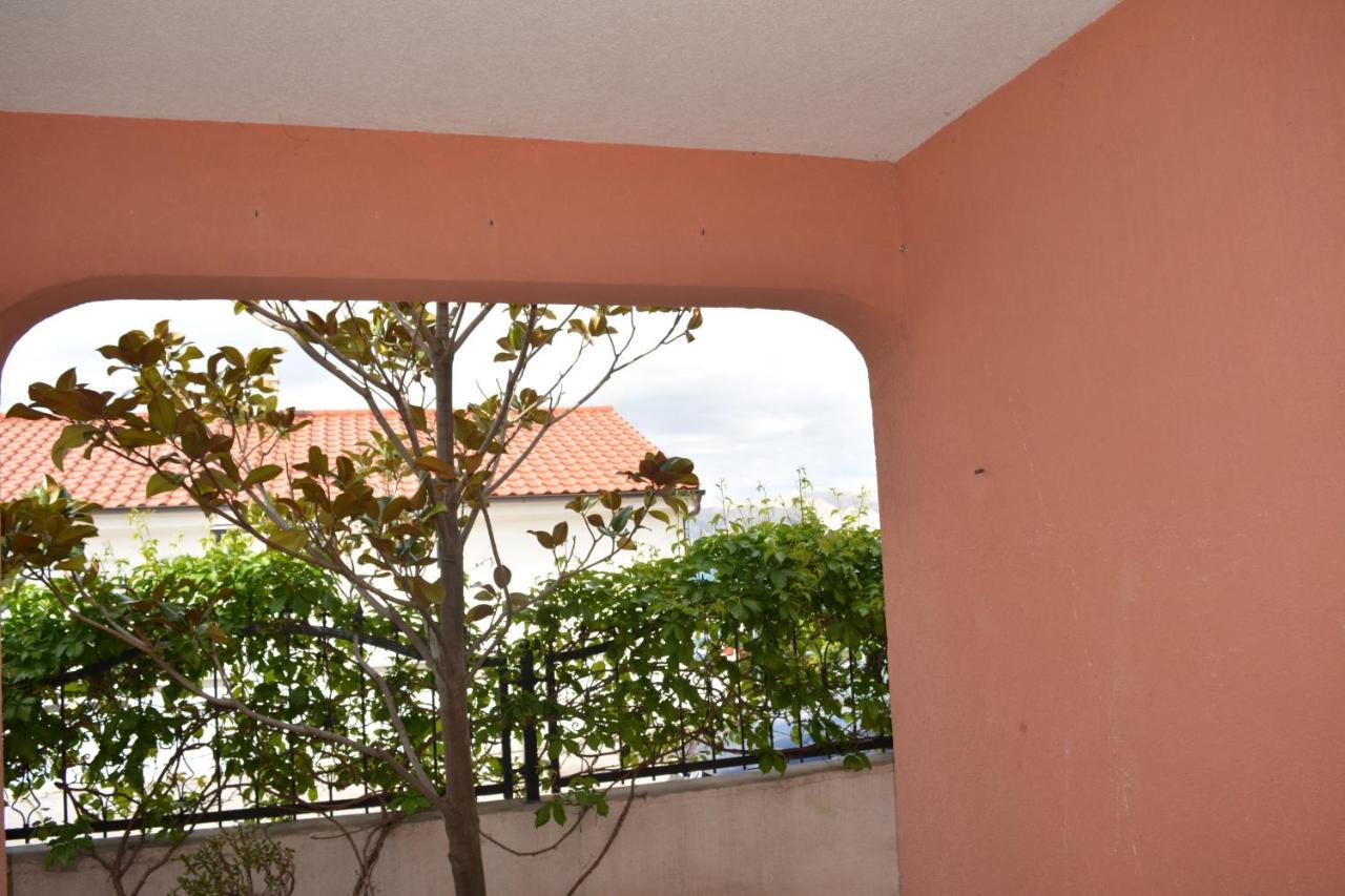 Apartments & Room Madi Senj  Bagian luar foto