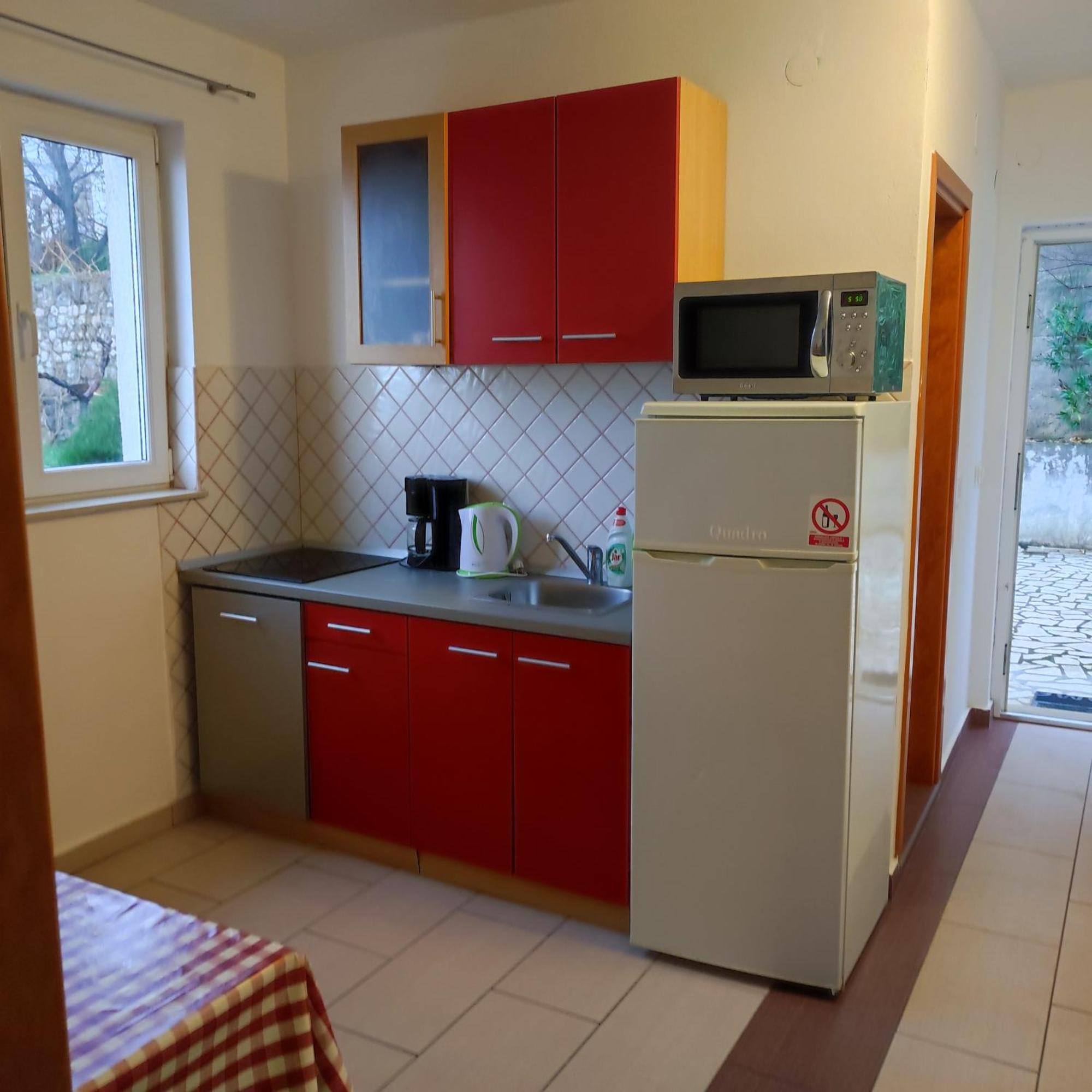 Apartments & Room Madi Senj  Bagian luar foto