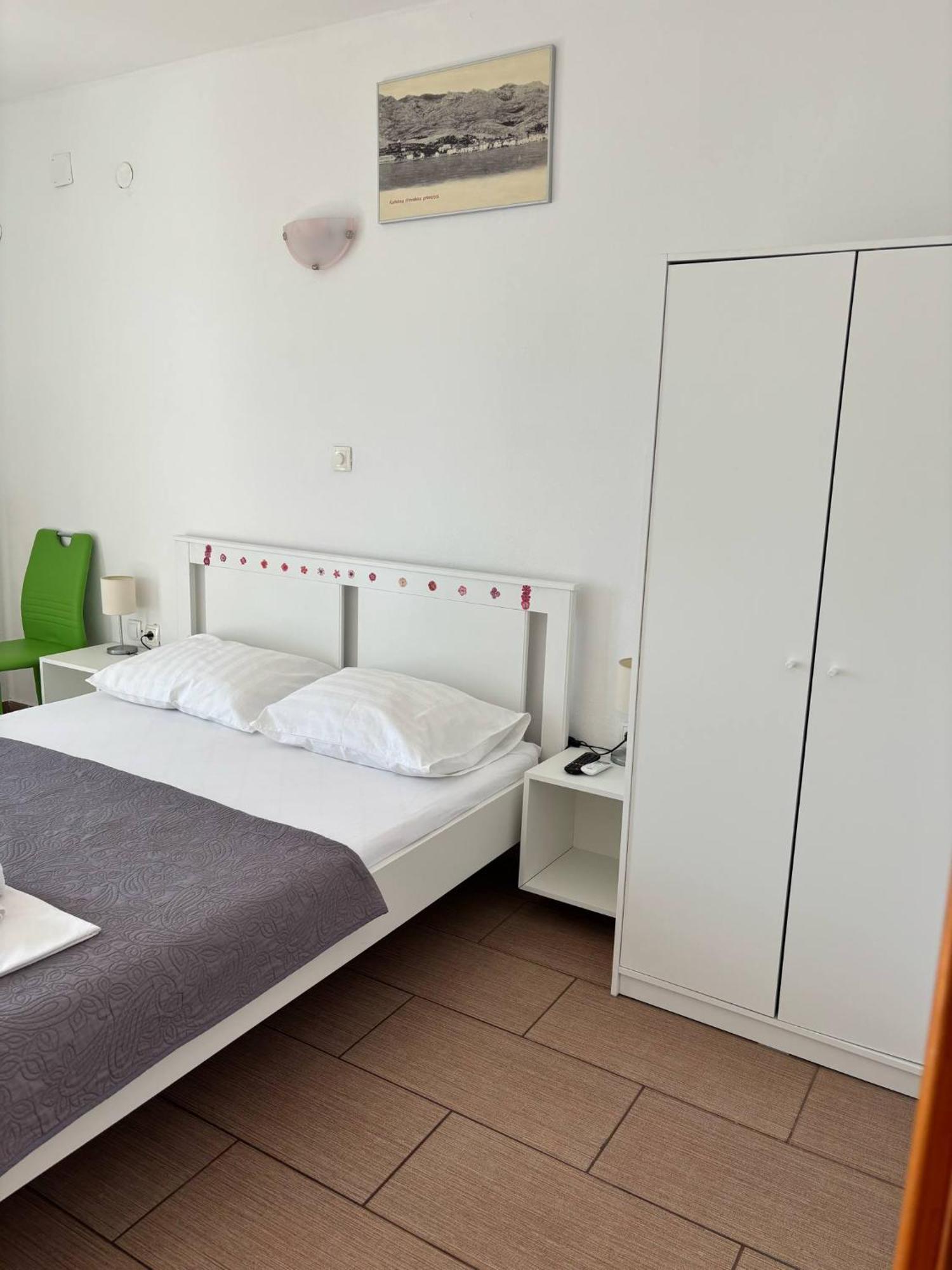 Apartments & Room Madi Senj  Bagian luar foto