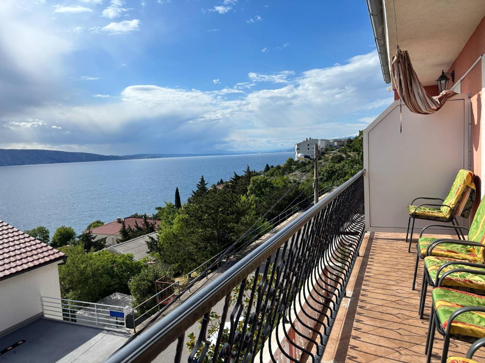 Apartments & Room Madi Senj  Bagian luar foto