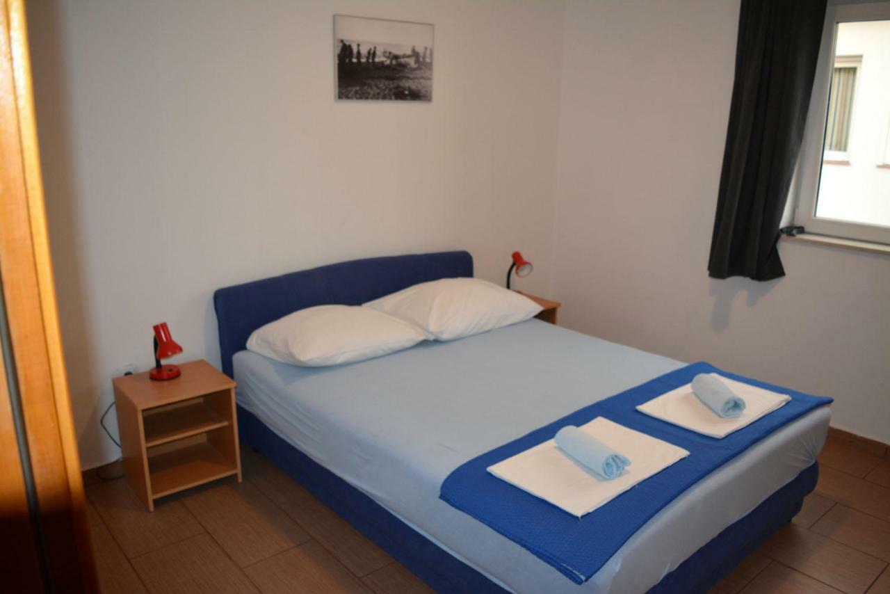 Apartments & Room Madi Senj  Bagian luar foto