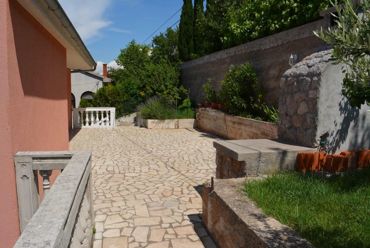 Apartments & Room Madi Senj  Bagian luar foto